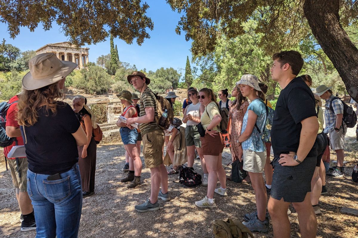 students on agora tour