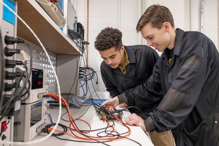 Picture of faculty and students working on the TRACERS project